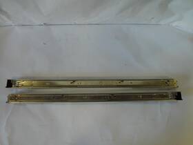 Tw-0pn168-73641-7b7-0030 Dell Py656 Rail Tw-0ku085-73641-7b7-2254 Gr500 V844