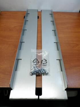 734-00001-00 Eaton 9rk Rack Rail Kit 734-00001-00 Eaton 9rk Rack Rail Kit