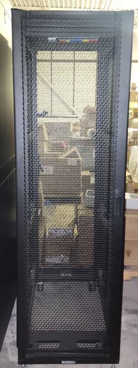 T2ec060-p Sharkrack Enclosed Server Rack 42u With Fan
